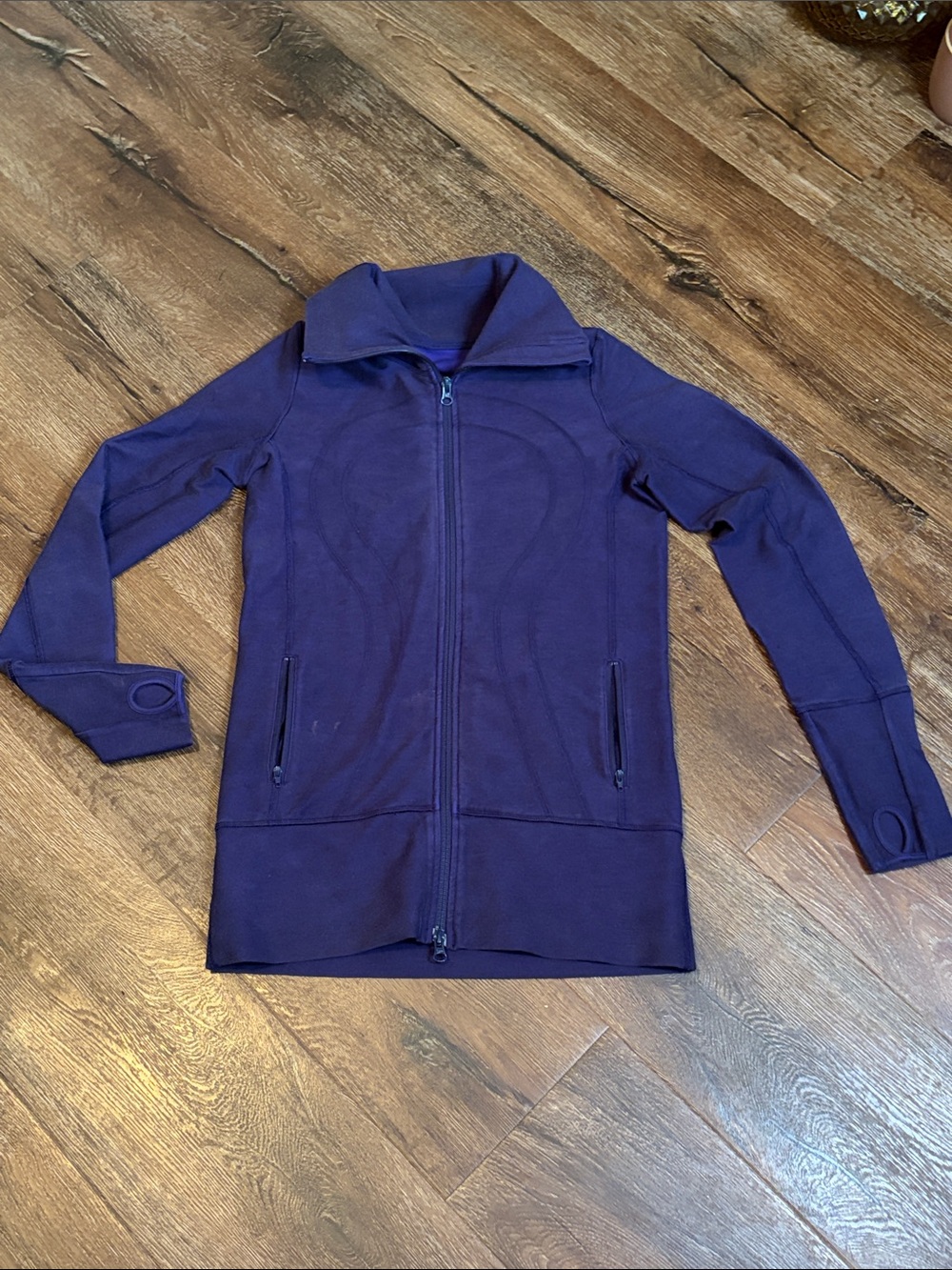 LuluLemon Fullzip Scuba Navy Size 6
